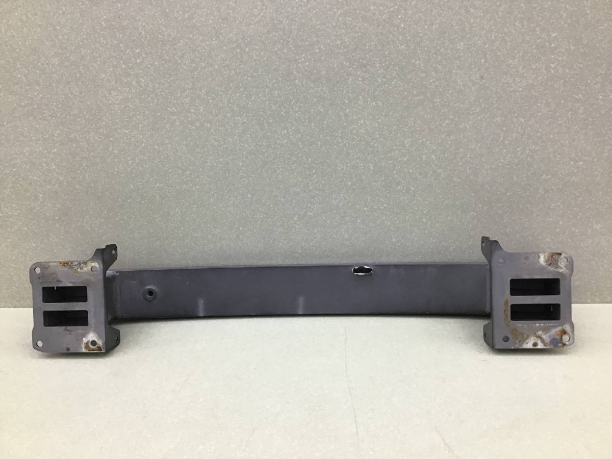 Усилитель переднего бампера GAC GS8 2016-2023