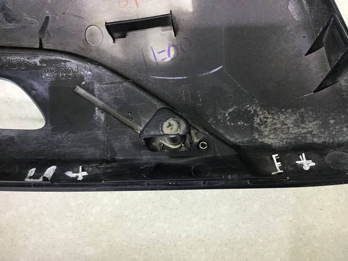 Накладка зеркала левого Toyota Land Cruiser 11 (VDJ200) 2007-2021 Накладка зеркала левого Toyota Land Cruiser 11 (VDJ200) 2007-2021
