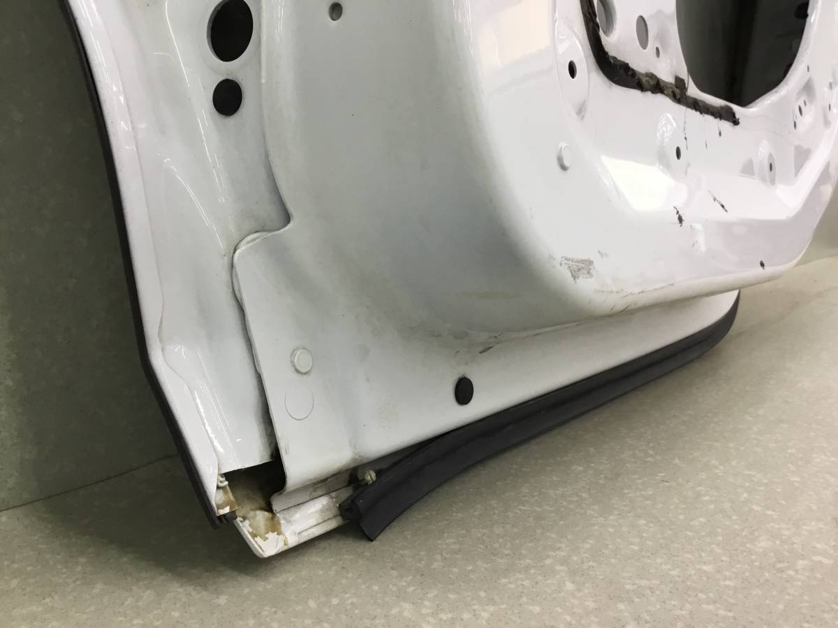 Дверь задняя правая BMW GT F07 2008> Дверь задняя правая BMW GT F07 2008>