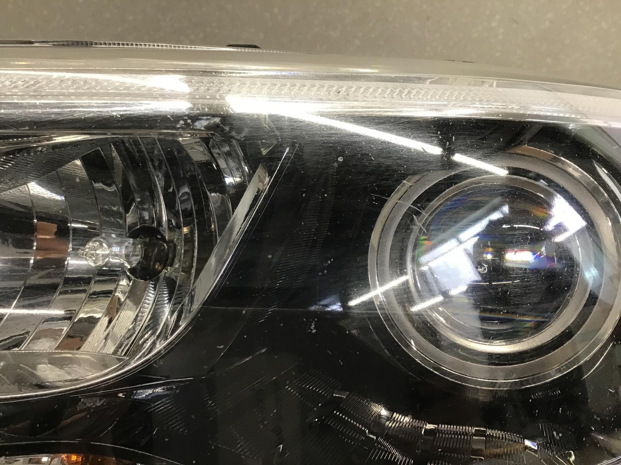 Фара левая Subaru Legacy (B14) 2010-2015 Фара левая Subaru Legacy (B14) 2010-2015