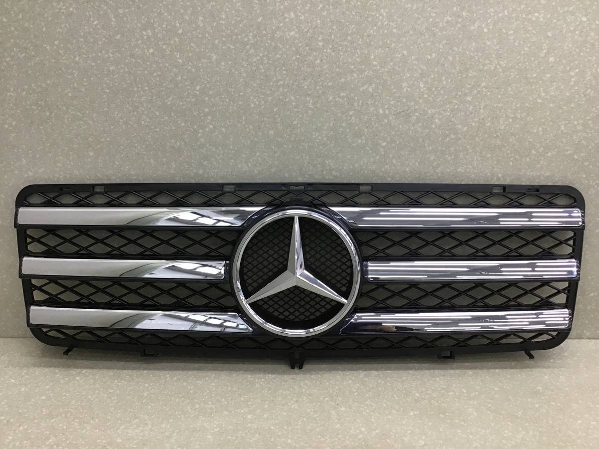 Решетка радиатора Mercedes-Benz G-Class (W463) 1989> Решетка радиатора Mercedes-Benz G-Class (W463) 1989>
