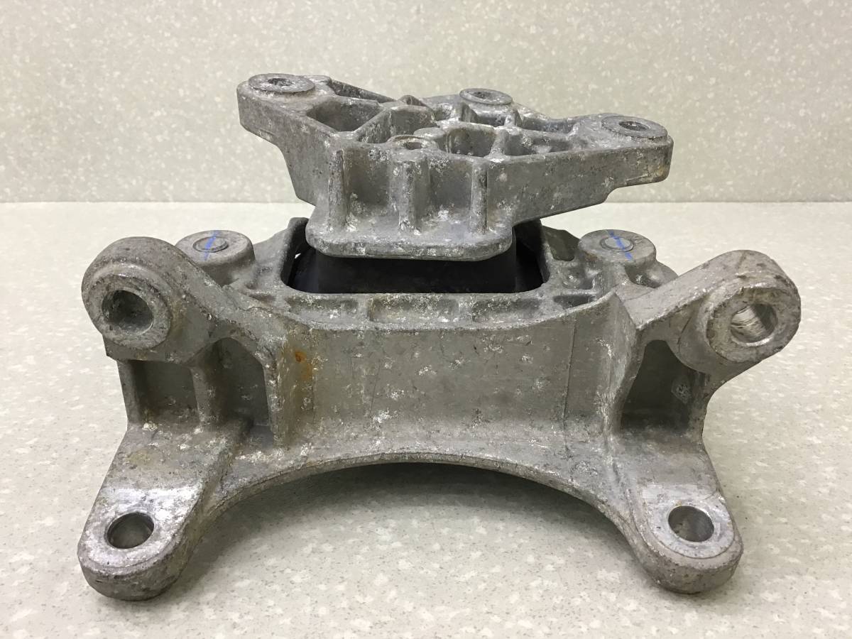 Опора двигателя левая Nissan Micra (K13K) 2010-2016