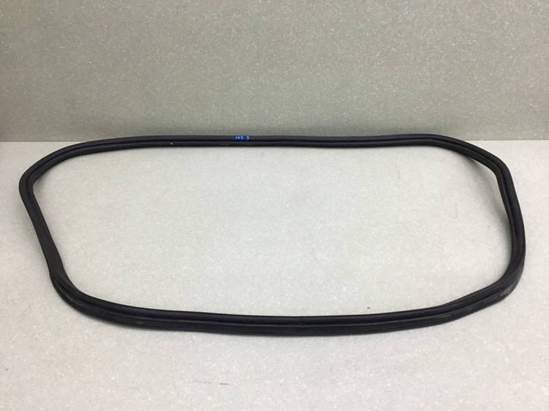 Уплотнитель багажника Chevrolet Cruze (J300) 2009-2016 Уплотнитель багажника Chevrolet Cruze (J300) 2009-2016