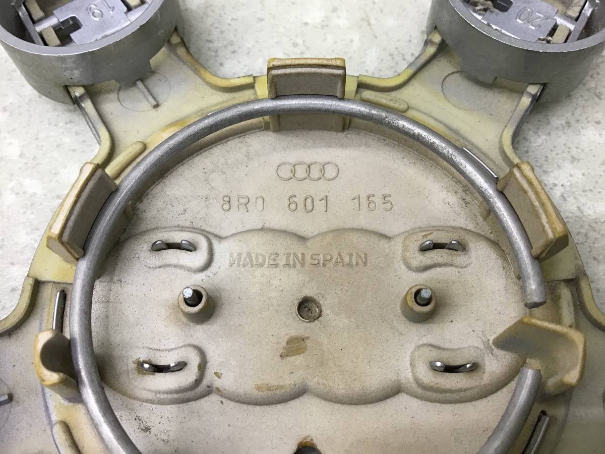 Колпак декоративный Audi A3 (8V) 2013> Колпак декоративный Audi A3 (8V) 2013>