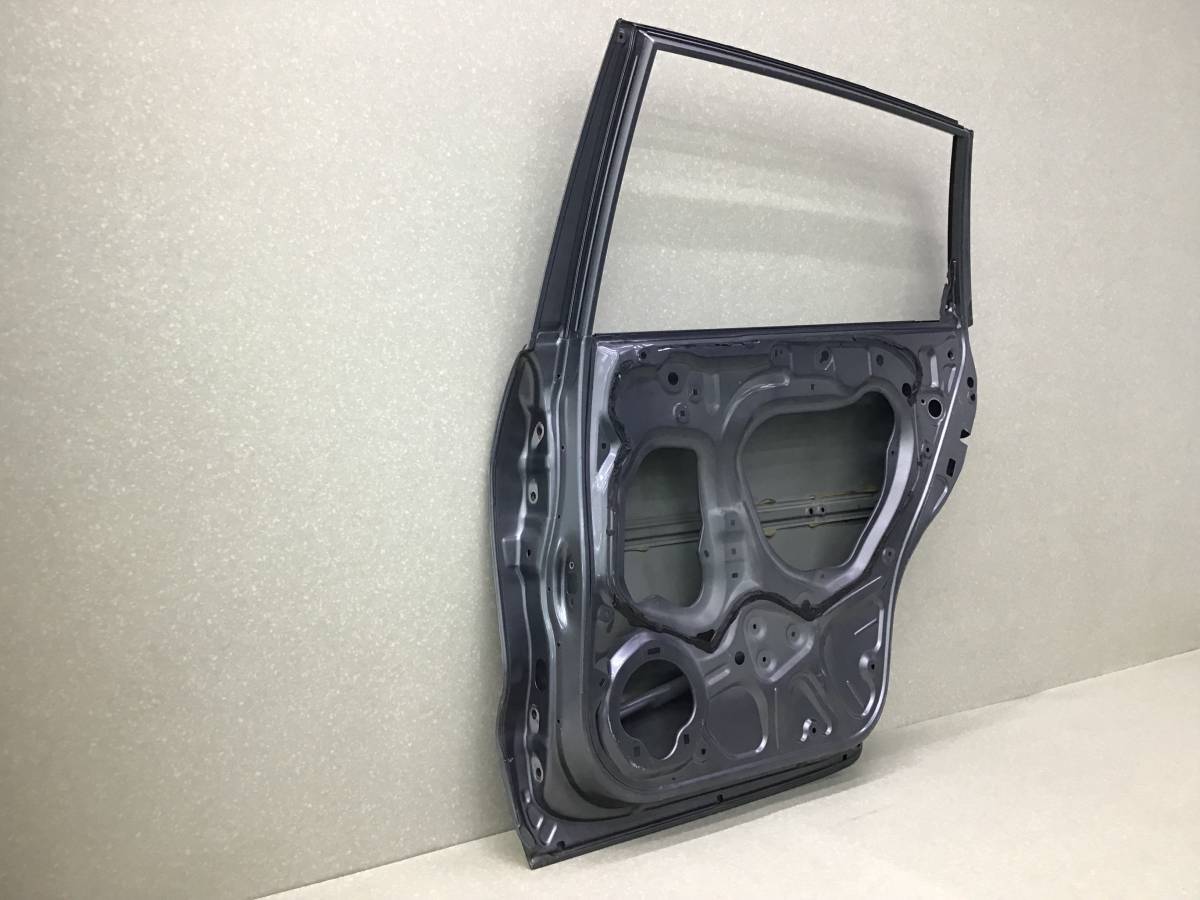 Дверь задняя правая Honda Stream 2006-2014 Дверь задняя правая Honda Stream 2006-2014