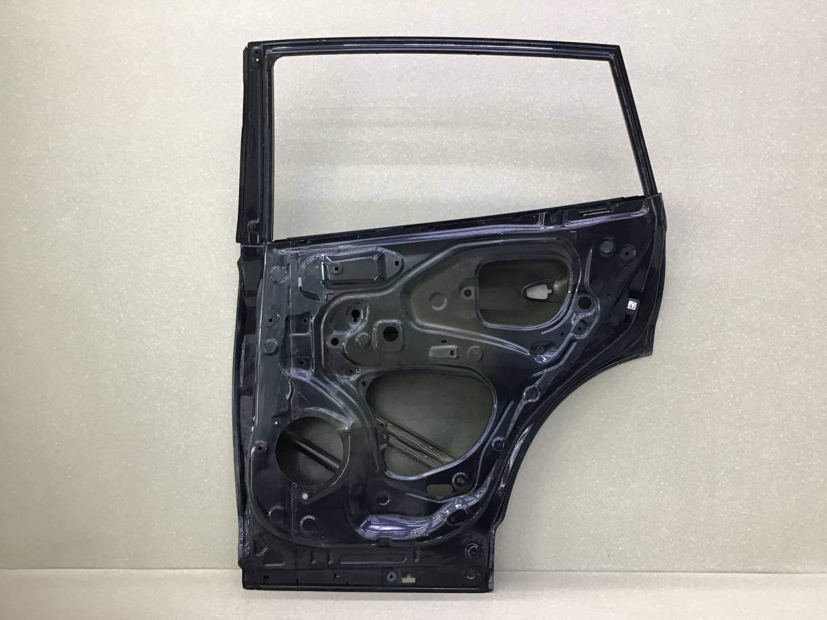 Дверь задняя правая Toyota Rav 4 (A40) 2013> Дверь задняя правая Toyota Rav 4 (A40) 2013>