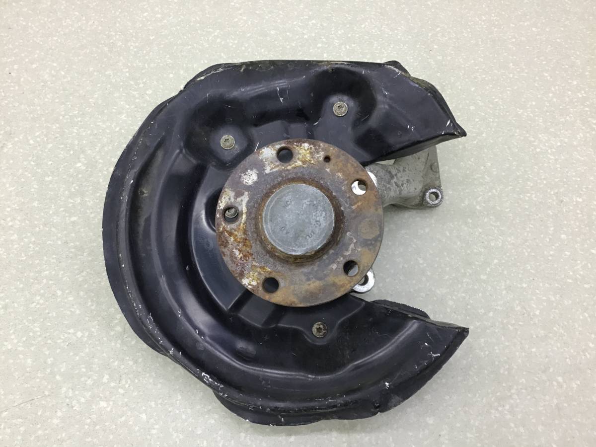 Кулак поворотный задний левый Volkswagen Passat B6 2005-2010 Кулак поворотный задний левый Volkswagen Passat B6 2005-2010