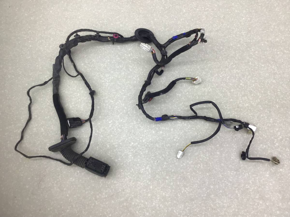 Проводка двери Kia Sorento (XM) 2009-2021