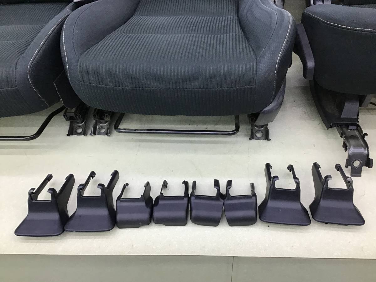 Сиденье (комплект) Toyota Rav 4 (A40) 2013> Сиденье (комплект) Toyota Rav 4 (A40) 2013>