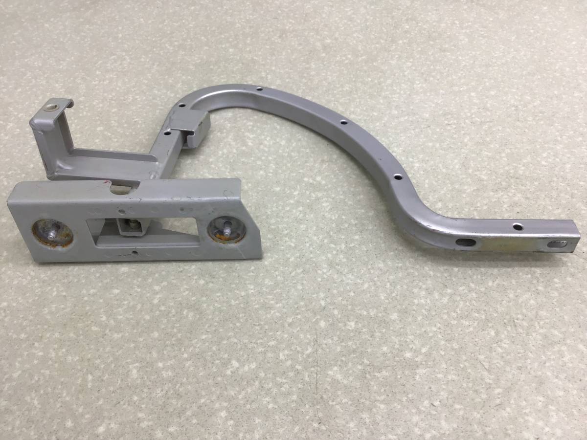 Петля крышки багажника Geely Otaka CK 2005-2012 Петля крышки багажника Geely Otaka CK 2005-2012