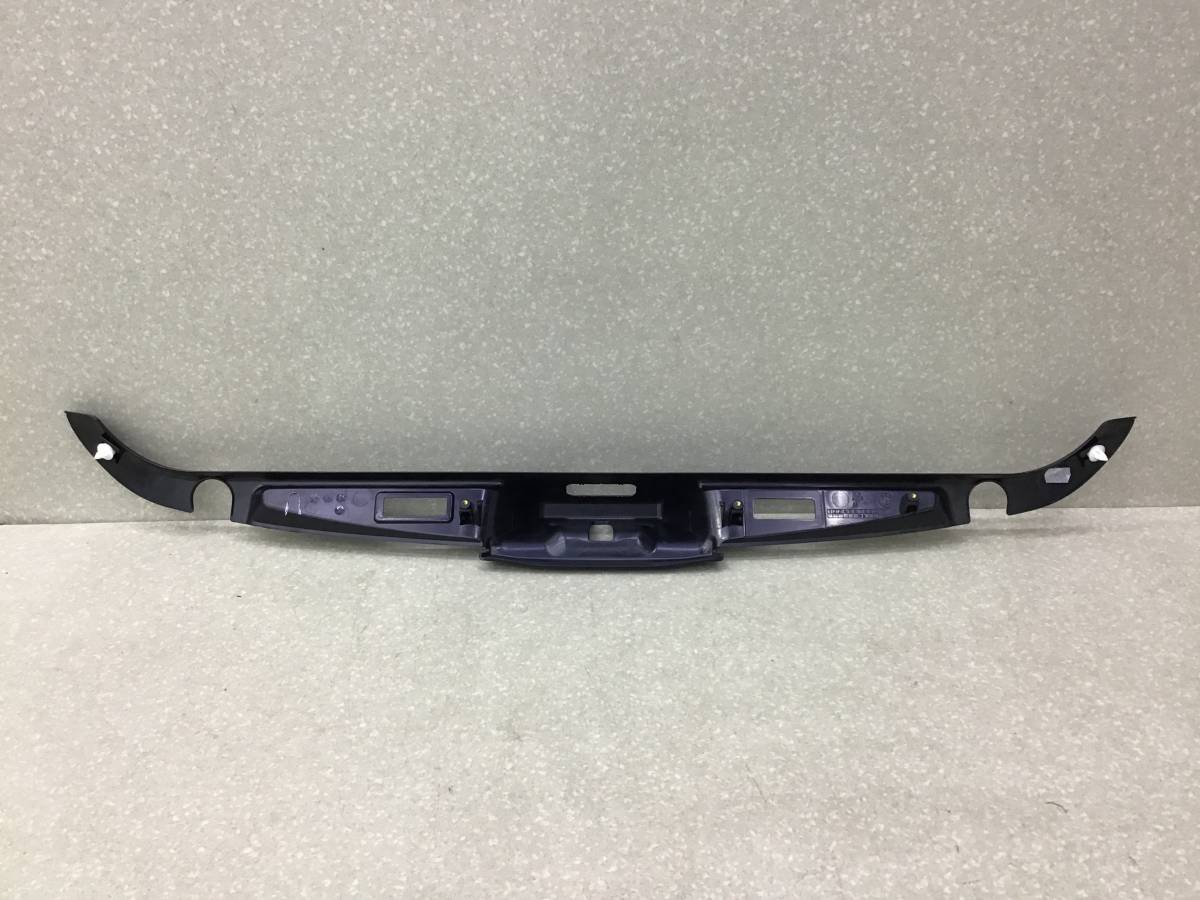 Обшивка двери багажника BMW GT F07 2008> Обшивка двери багажника BMW GT F07 2008>
