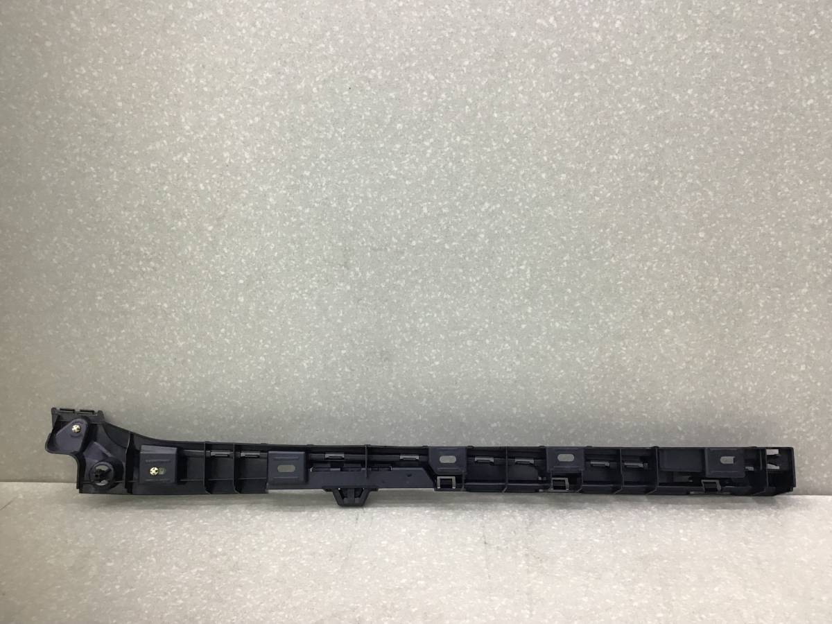 Кронштейн (сопут. товар) BMW 5-series F10/F11 2009-2016 Кронштейн (сопут. товар) BMW 5-series F10/F11 2009-2016