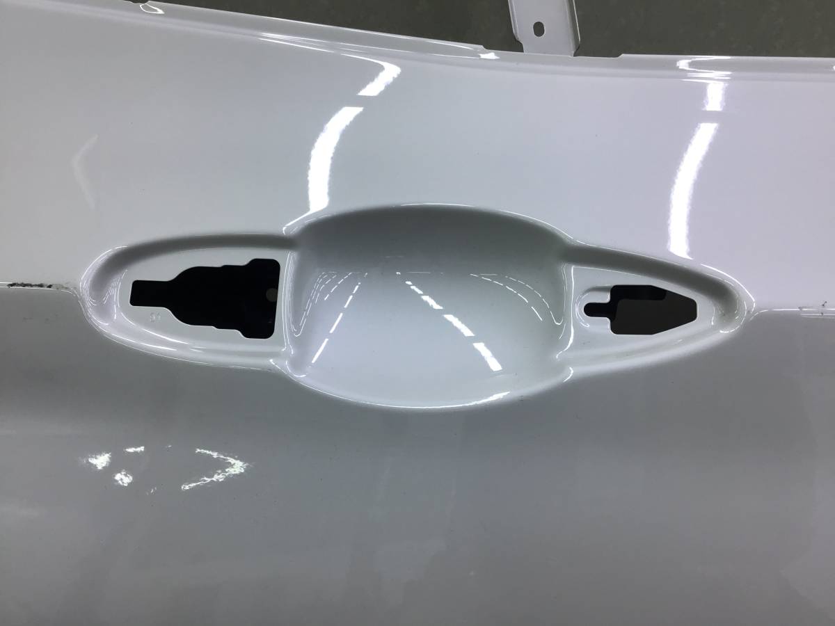 Дверь задняя правая BMW X2 (F39) 2018> Дверь задняя правая BMW X2 (F39) 2018>
