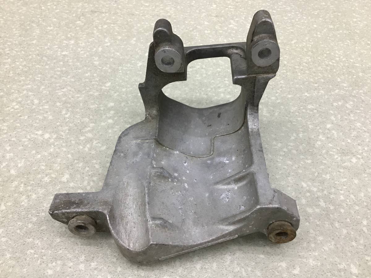 Кронштейн ТНВД Mazda CX-7 (ER) 2006-2012 Кронштейн ТНВД Mazda CX-7 (ER) 2006-2012