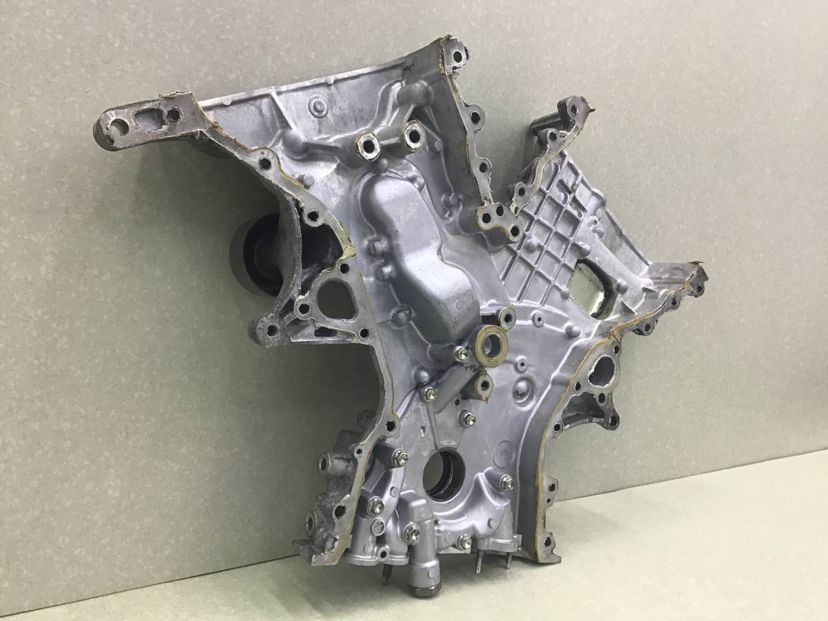 Крышка двигателя передняя Toyota Highlander (U50) 2013-2020