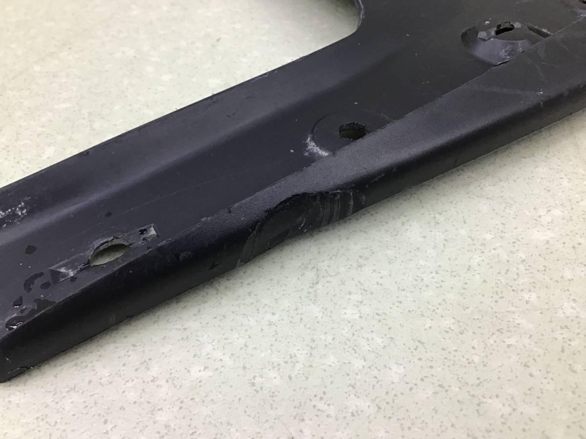 Брызговик передний левый Toyota Land Cruiser Prado (J150) 2009>