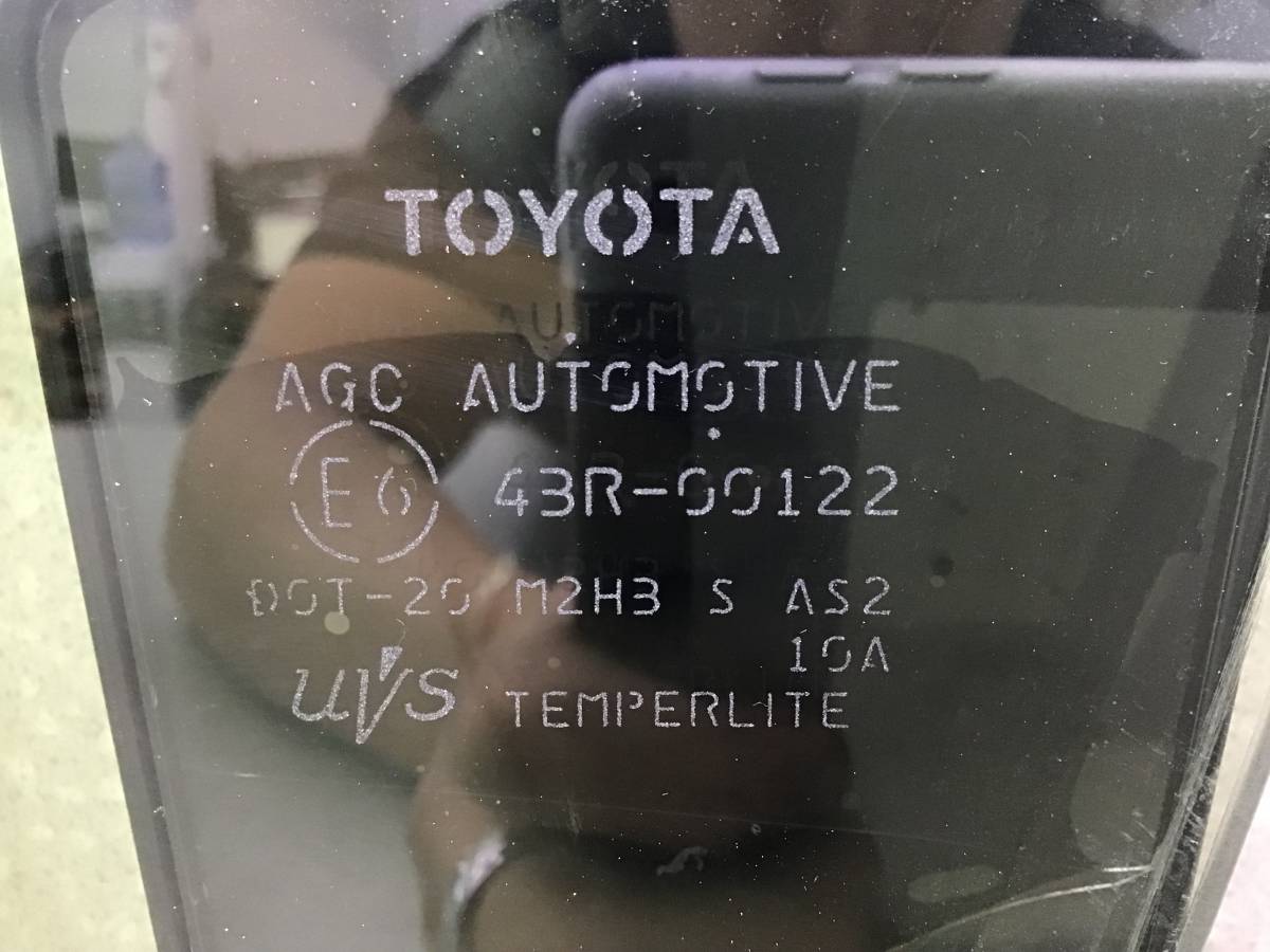 Стекло двери задней левой Toyota Rav 4 (A40) 2013> Стекло двери задней левой Toyota Rav 4 (A40) 2013>