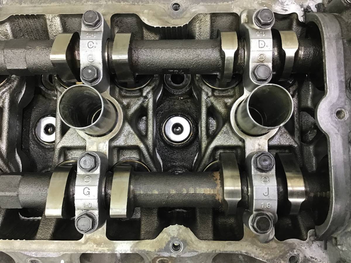 Головка блока цилиндров Infiniti QX56 (JA60) 2004-2010 Головка блока цилиндров Infiniti QX56 (JA60) 2004-2010