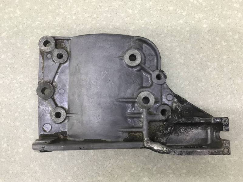 Кронштейн кондиционера Suzuki SX4 (YB21S) 2006-2016 Кронштейн кондиционера Suzuki SX4 (YB21S) 2006-2016