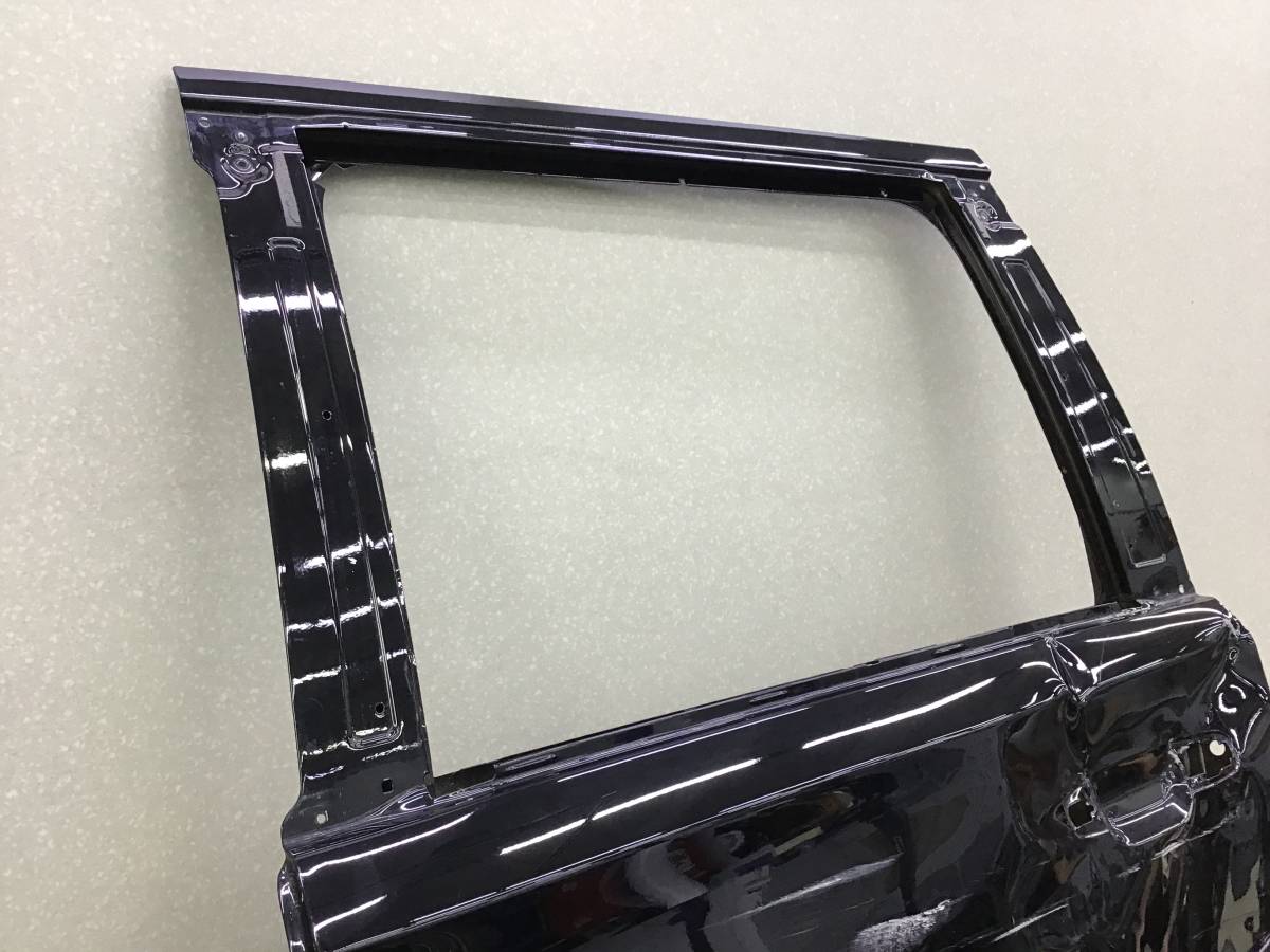 Дверь задняя левая Chevrolet Tahoe 4 (K2UC) 2014-2021 Дверь задняя левая Chevrolet Tahoe 4 (K2UC) 2014-2021