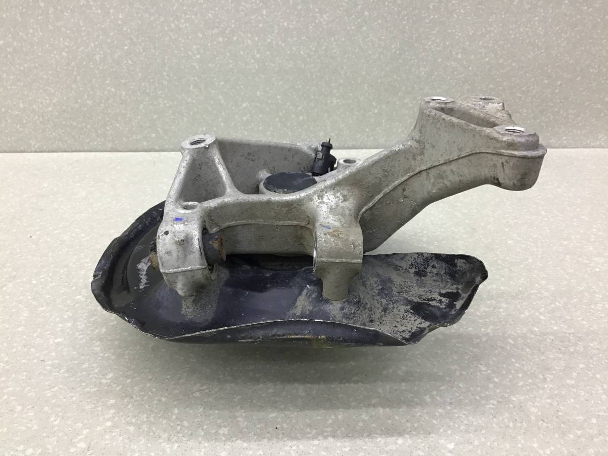 Кулак поворотный задний левый Volkswagen Passat B6 2005-2010 Кулак поворотный задний левый Volkswagen Passat B6 2005-2010