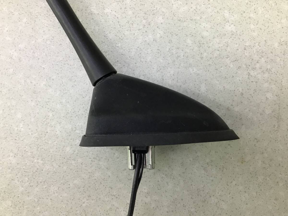 Антенна Ford Focus 3 (CB8) 2011-2019 Антенна Ford Focus 3 (CB8) 2011-2019