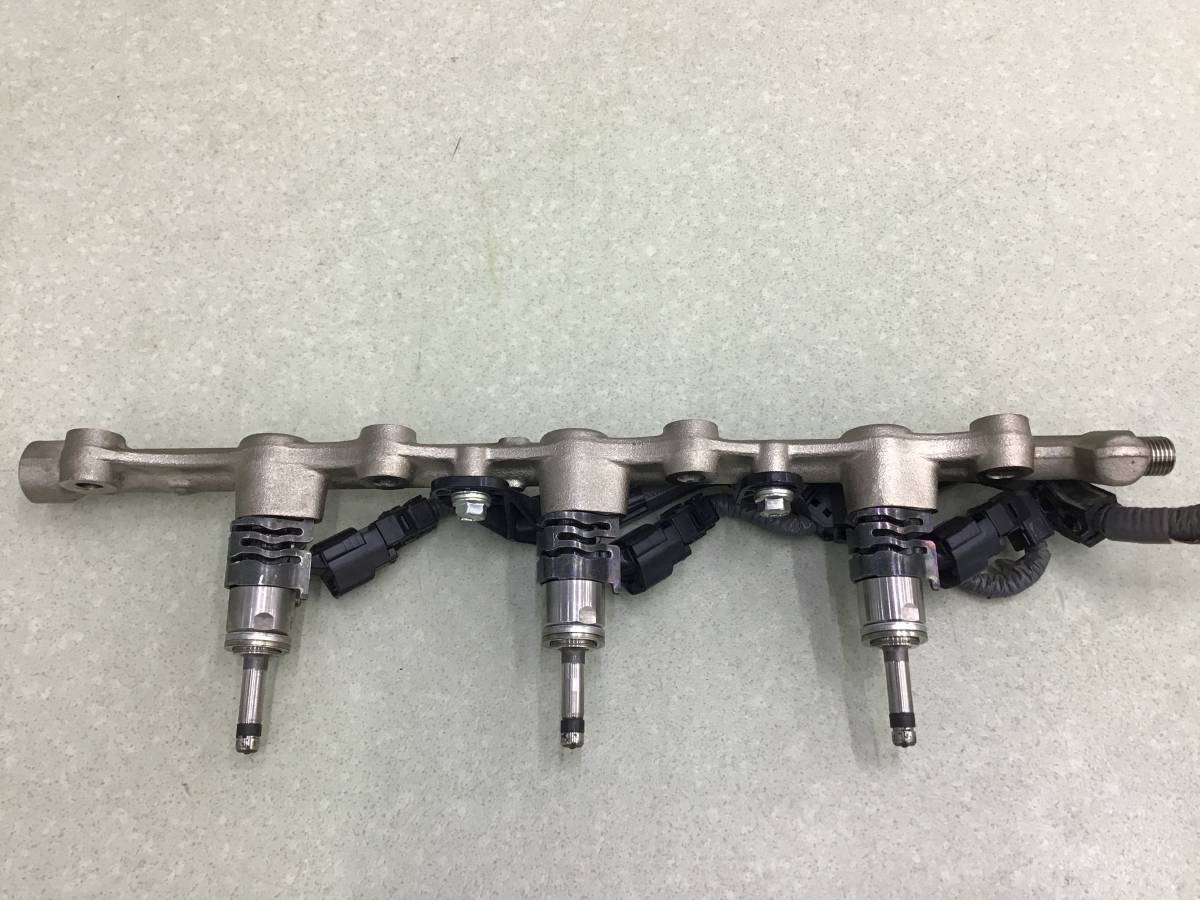 Рейка топливная (рампа) Toyota Land Cruiser (J300) 2021>