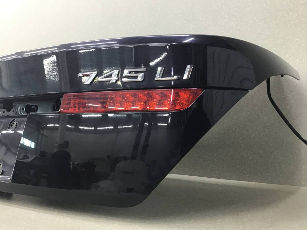 Крышка багажника BMW 7-Series E65,E66 2001-2008 Крышка багажника BMW 7-Series E65,E66 2001-2008