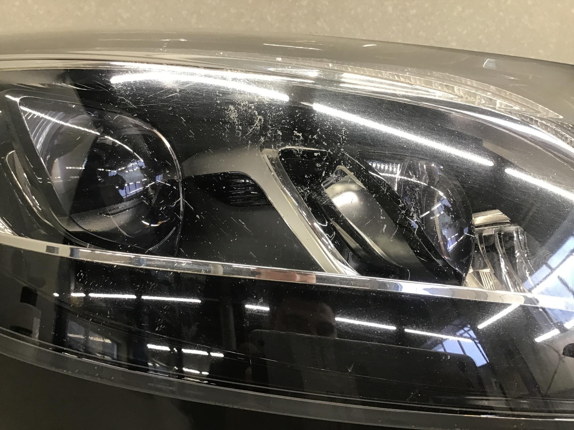 Фара правая Mercedes-Benz S-Class (W222) 2013> Фара правая Mercedes-Benz S-Class (W222) 2013>