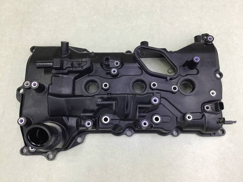 Крышка головки блока (клапанная) Toyota Land Cruiser (J300) 2021>