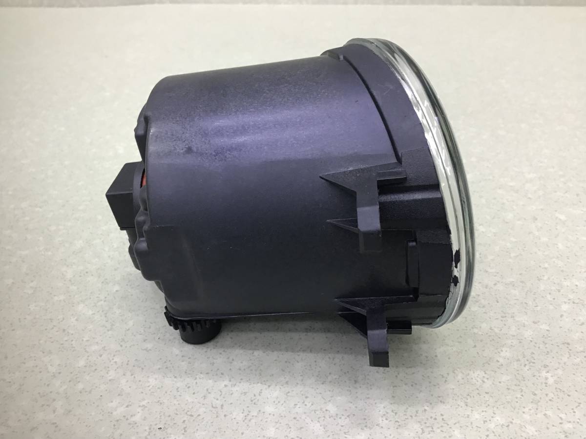 Фара противотуманная левая Toyota Camry (V40) 2006-2011 Фара противотуманная левая Toyota Camry (V40) 2006-2011