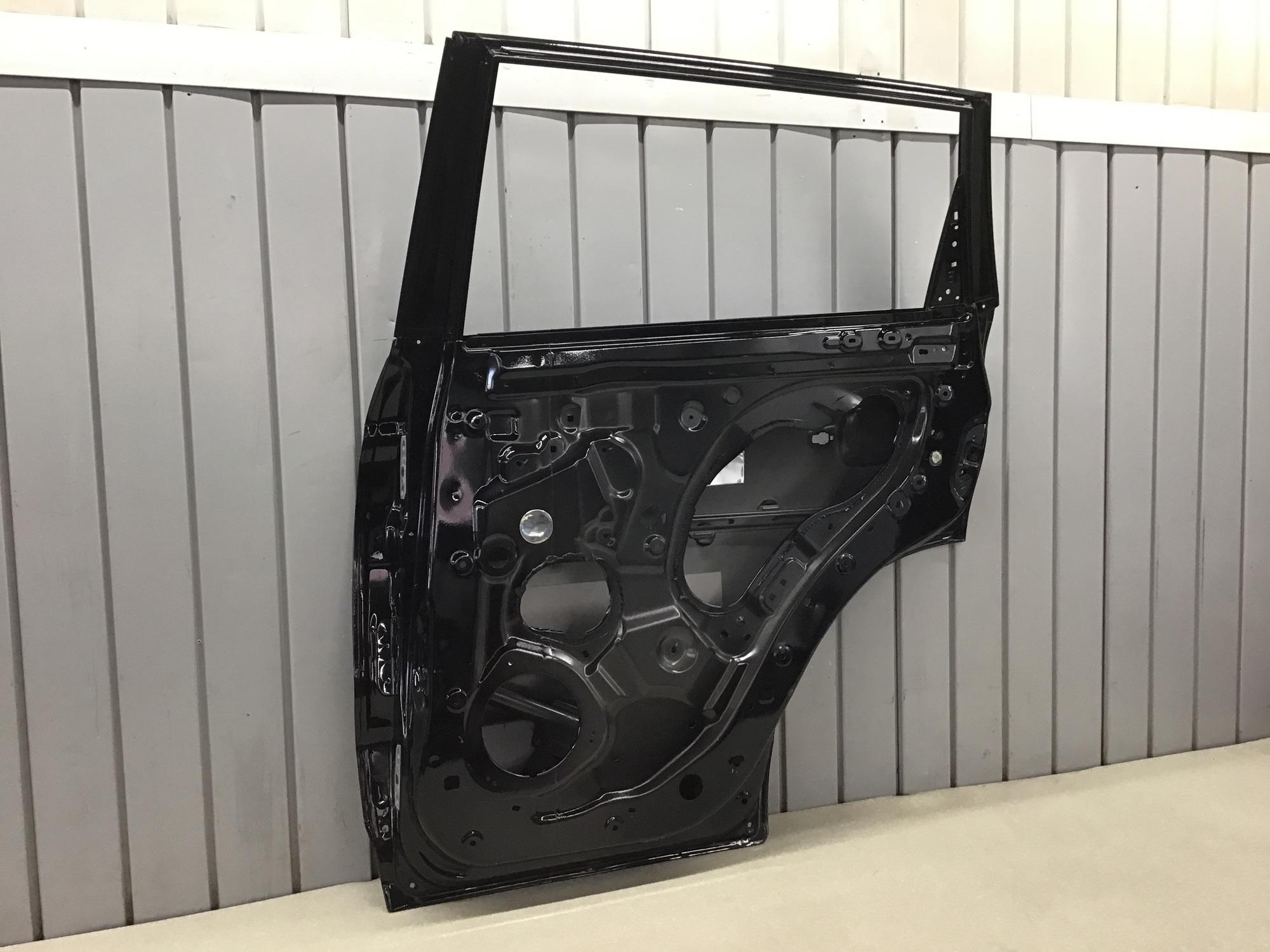 Дверь задняя правая Geely Atlas Pro 2019-н.в. Дверь задняя правая Geely Atlas Pro 2019-н.в.