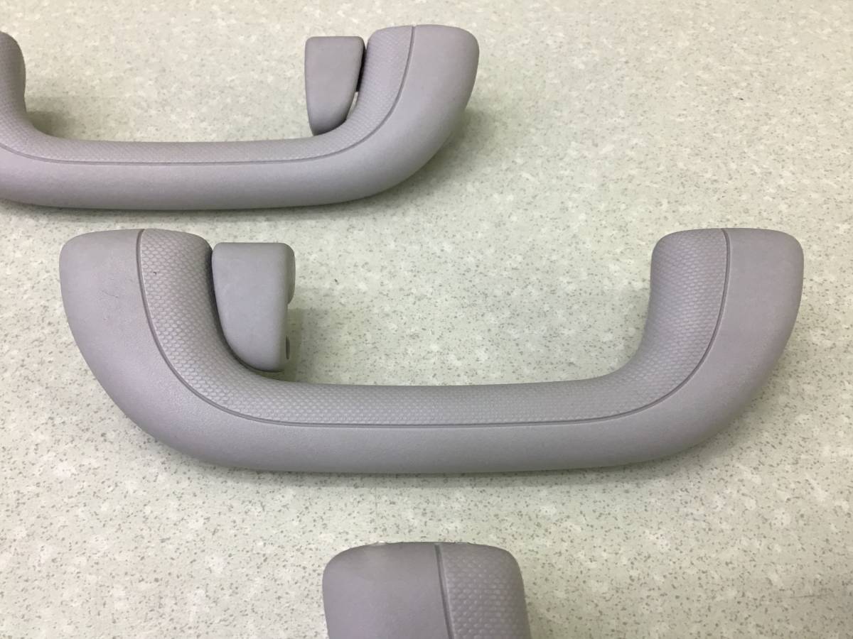Ручка внутренняя потолочная Kia Ceed (JD) 2012-2018 Ручка внутренняя потолочная Kia Ceed (JD) 2012-2018