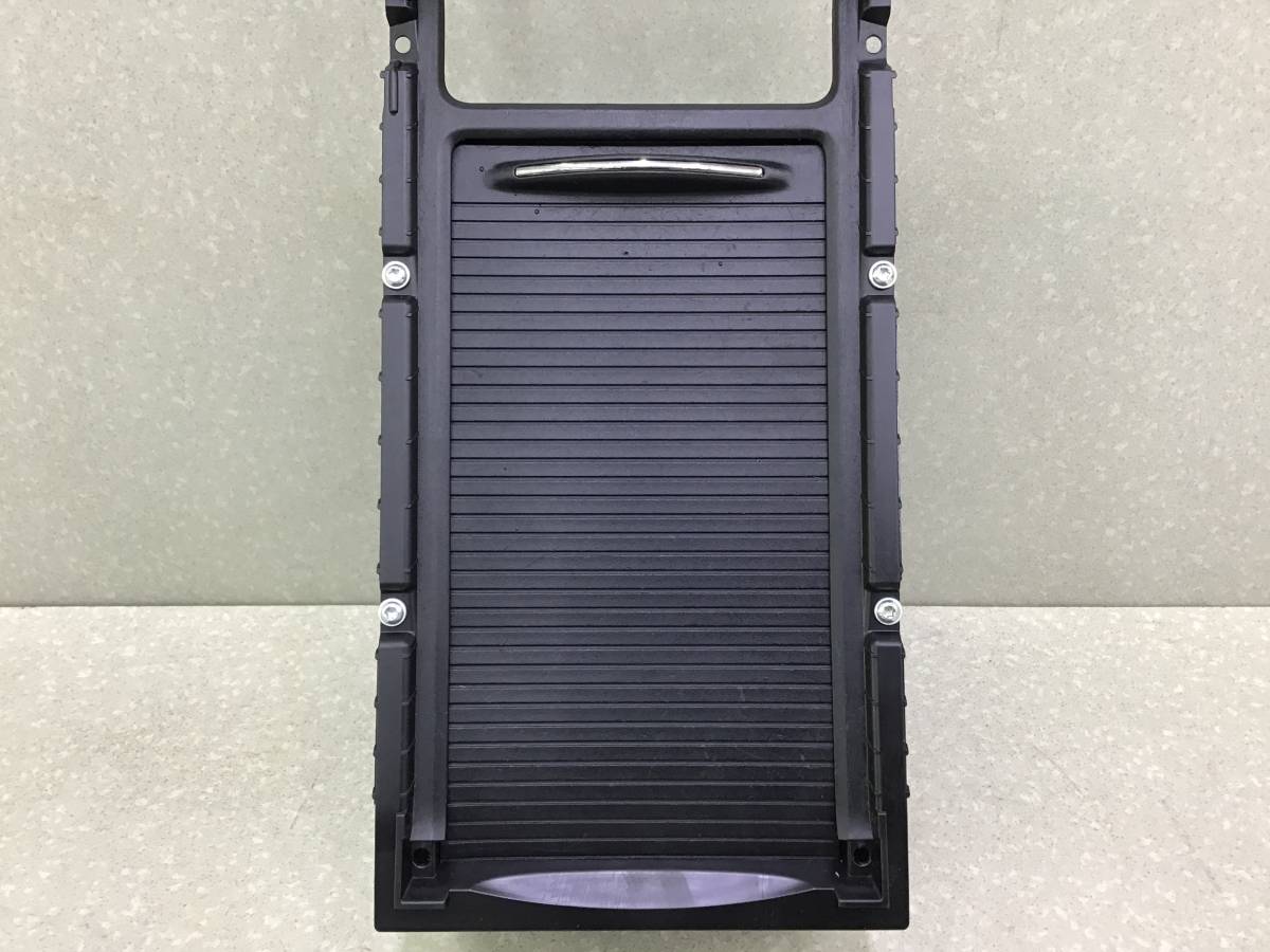 Подстаканник Honda Civic 4D (FD1, FD2, FD3) 2006-2012 Подстаканник Honda Civic 4D (FD1, FD2, FD3) 2006-2012