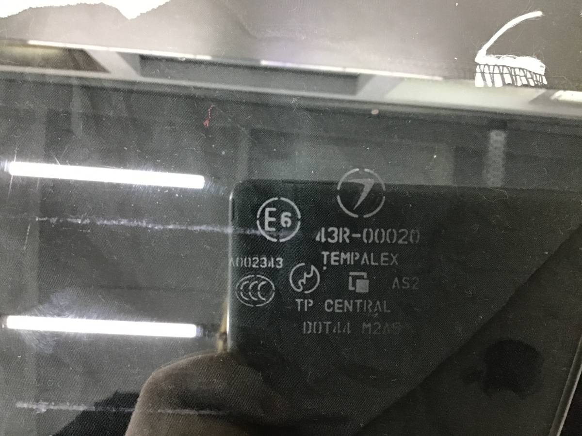 Стекло двери передней левой Subaru Impreza (G11) 2000-2007 Стекло двери передней левой Subaru Impreza (G11) 2000-2007