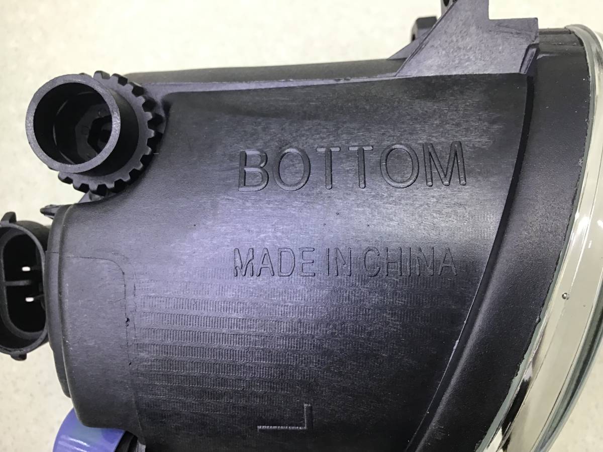 Фара противотуманная левая Toyota Camry (V40) 2006-2011 Фара противотуманная левая Toyota Camry (V40) 2006-2011