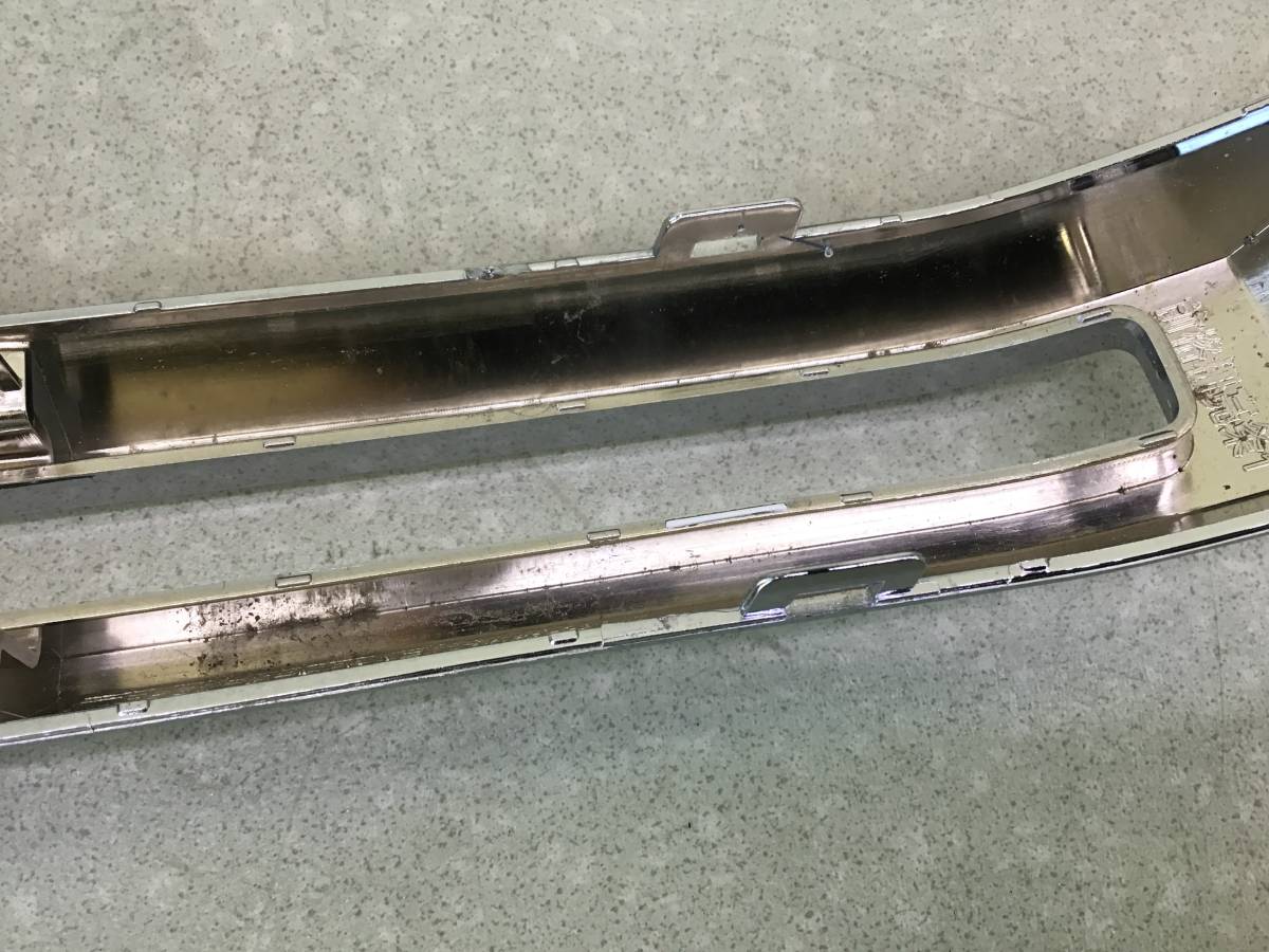 Молдинг решетки радиатора JAC T9 2020 - н. в.