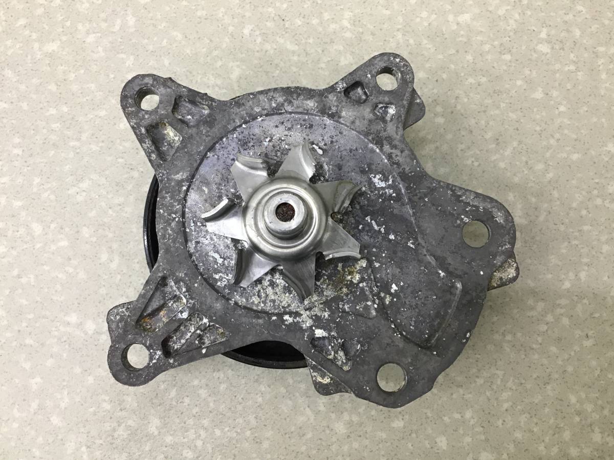 Насос водяной (помпа) Toyota Rav 4 (A40) 2013> Насос водяной (помпа) Toyota Rav 4 (A40) 2013>