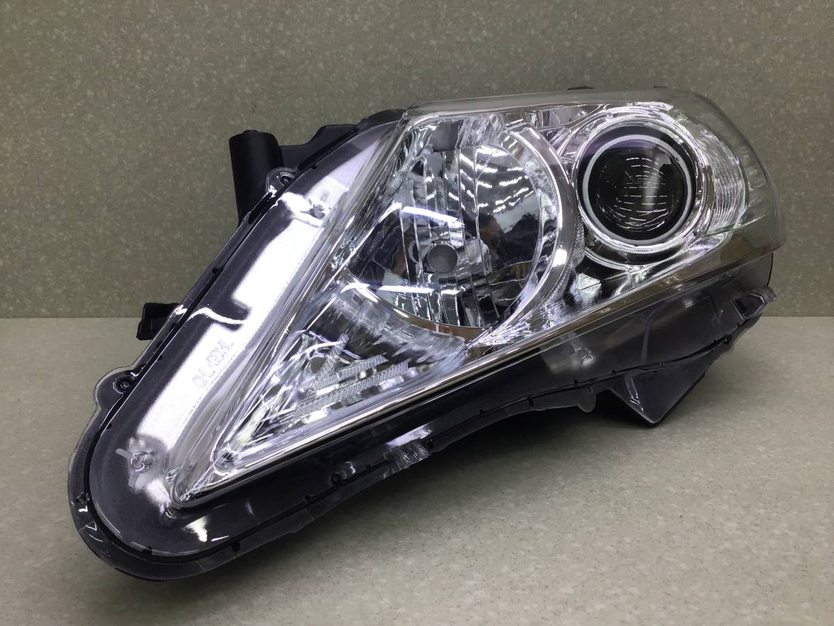 Фара левая Toyota Camry (V50) 2011-2017 Фара левая Toyota Camry (V50) 2011-2017