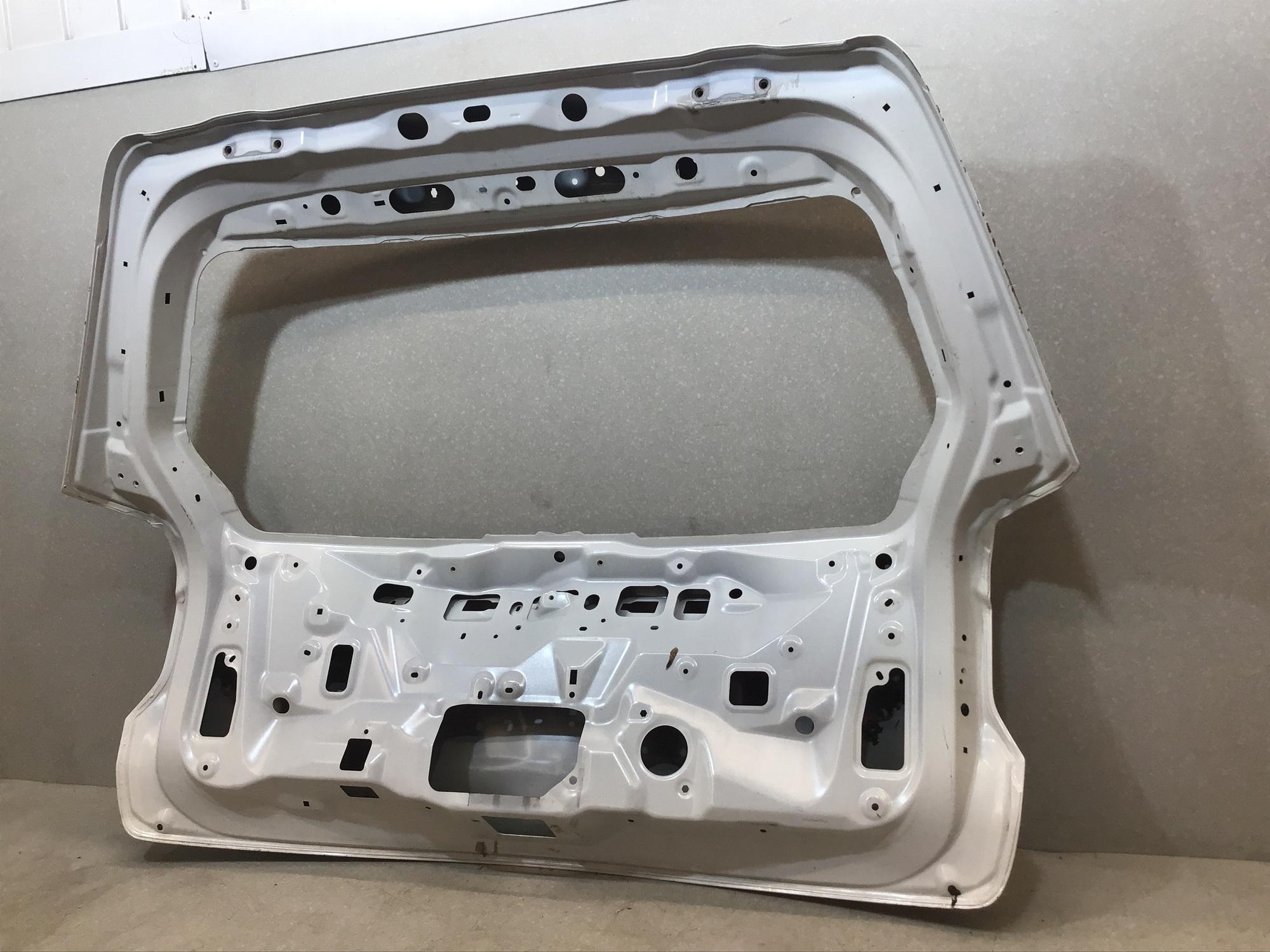 Дверь багажника, Subaru Forester (S13) 2012-2019 Дверь багажника, Subaru Forester (S13) 2012-2019