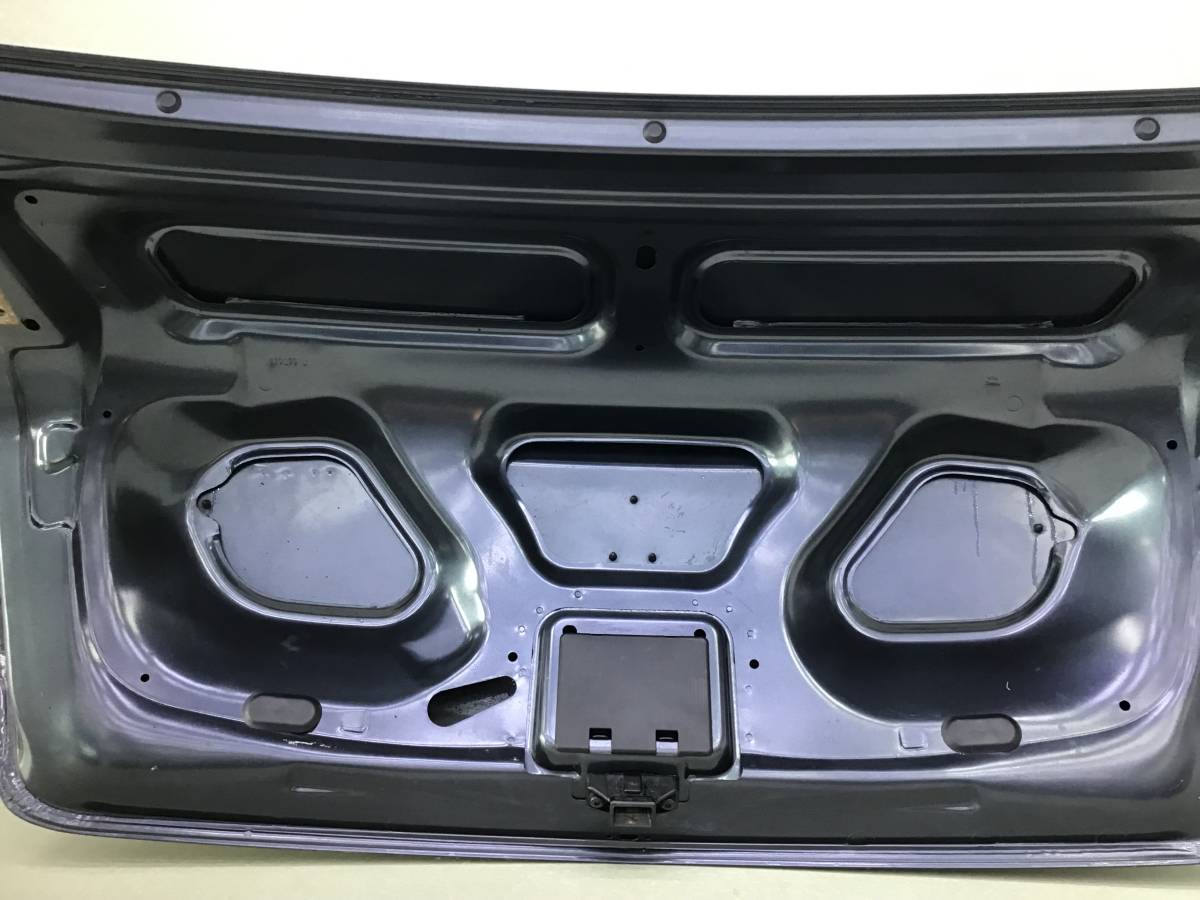 Крышка багажника Renault Logan (1) 2005-2014 Крышка багажника Renault Logan (1) 2005-2014