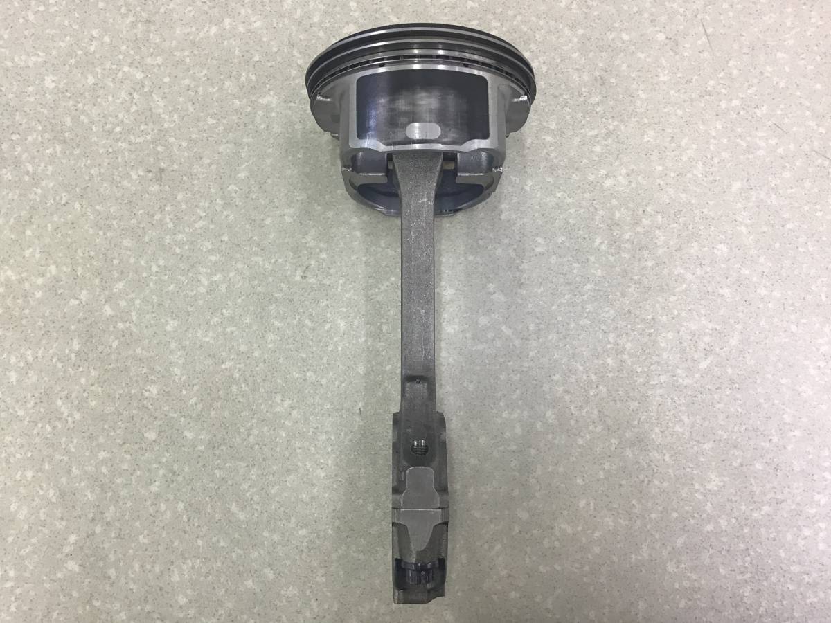Поршень с шатуном Infiniti QX56 (JA60) 2004-2010 Поршень с шатуном Infiniti QX56 (JA60) 2004-2010