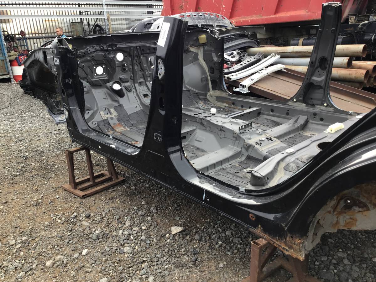 Порог со стойкой левый Toyota Camry (V40) 2006-2011