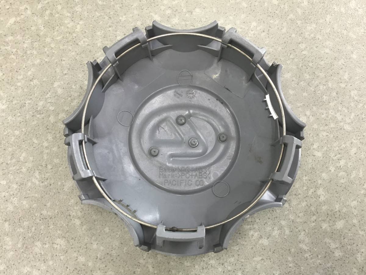 Колпак декоративный Lexus LX470 (UZJ100) 1998-2007 Колпак декоративный Lexus LX470 (UZJ100) 1998-2007