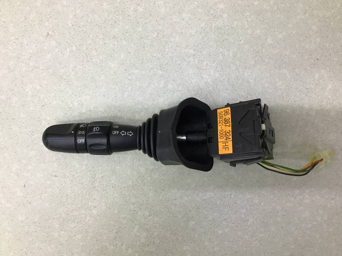 Переключатель поворотов подрулевой Chevrolet Lacetti (J200) 2003-2013 Переключатель поворотов подрулевой Chevrolet Lacetti (J200) 2003-2013