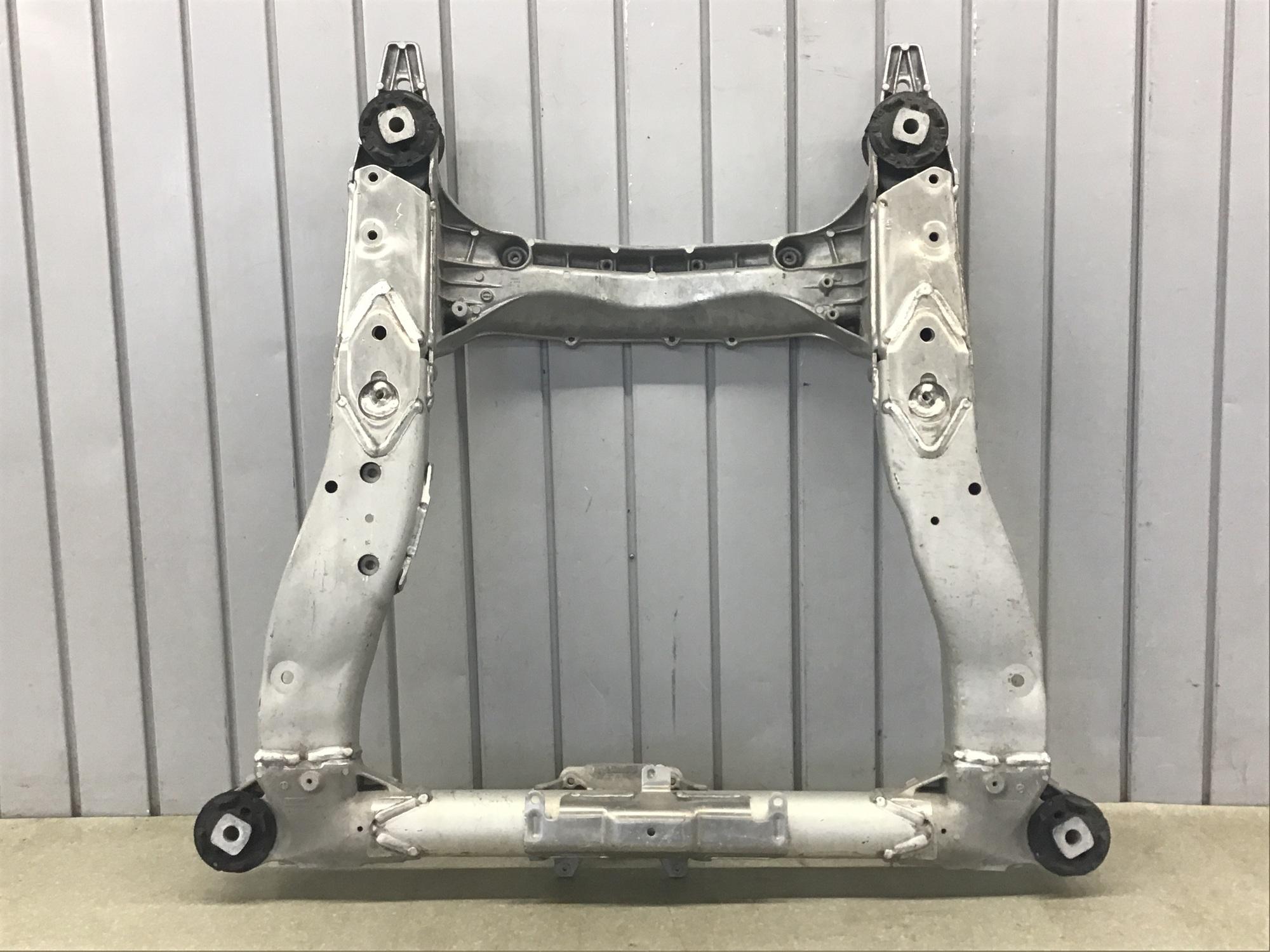 Балка под ДВС Honda Legend 2006-2011 Балка под ДВС Honda Legend 2006-2011