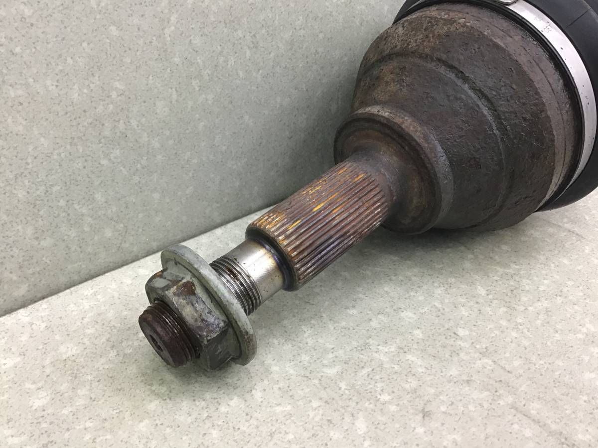 Полуось передняя левая Ford Explorer (U502) 2010-2019 Полуось передняя левая Ford Explorer (U502) 2010-2019