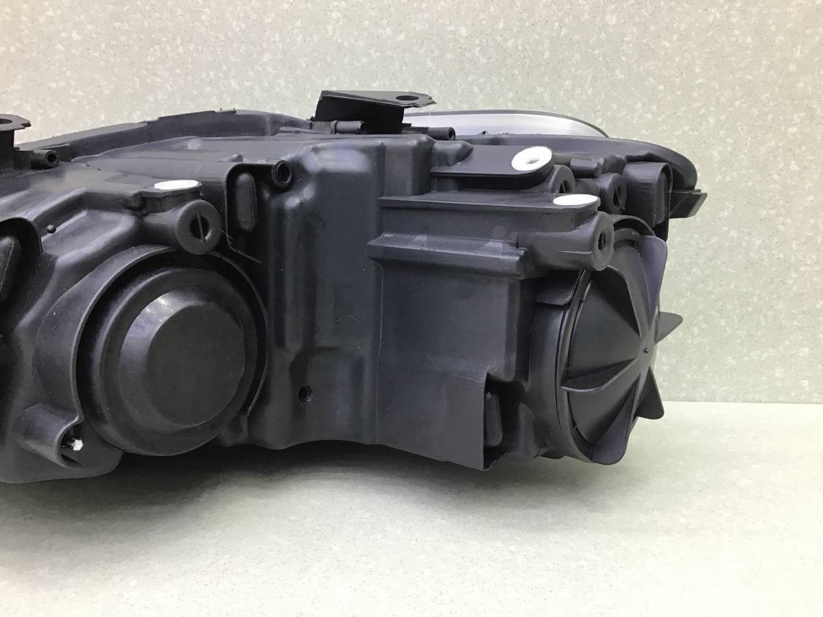 Фара правая Volkswagen Polo Sed 5 (6C1) 2010-2020 Фара правая Volkswagen Polo Sed 5 (6C1) 2010-2020
