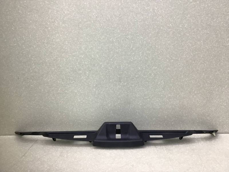 Накладка замка багажника BMW GT F07 2008> Накладка замка багажника BMW GT F07 2008>