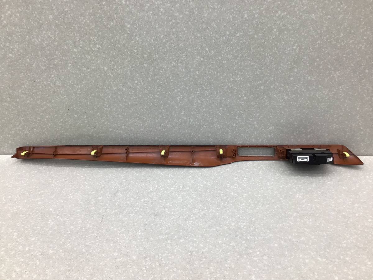 Накладка торпедо Toyota Avensis (T250) 2003-2009 Накладка торпедо Toyota Avensis (T250) 2003-2009